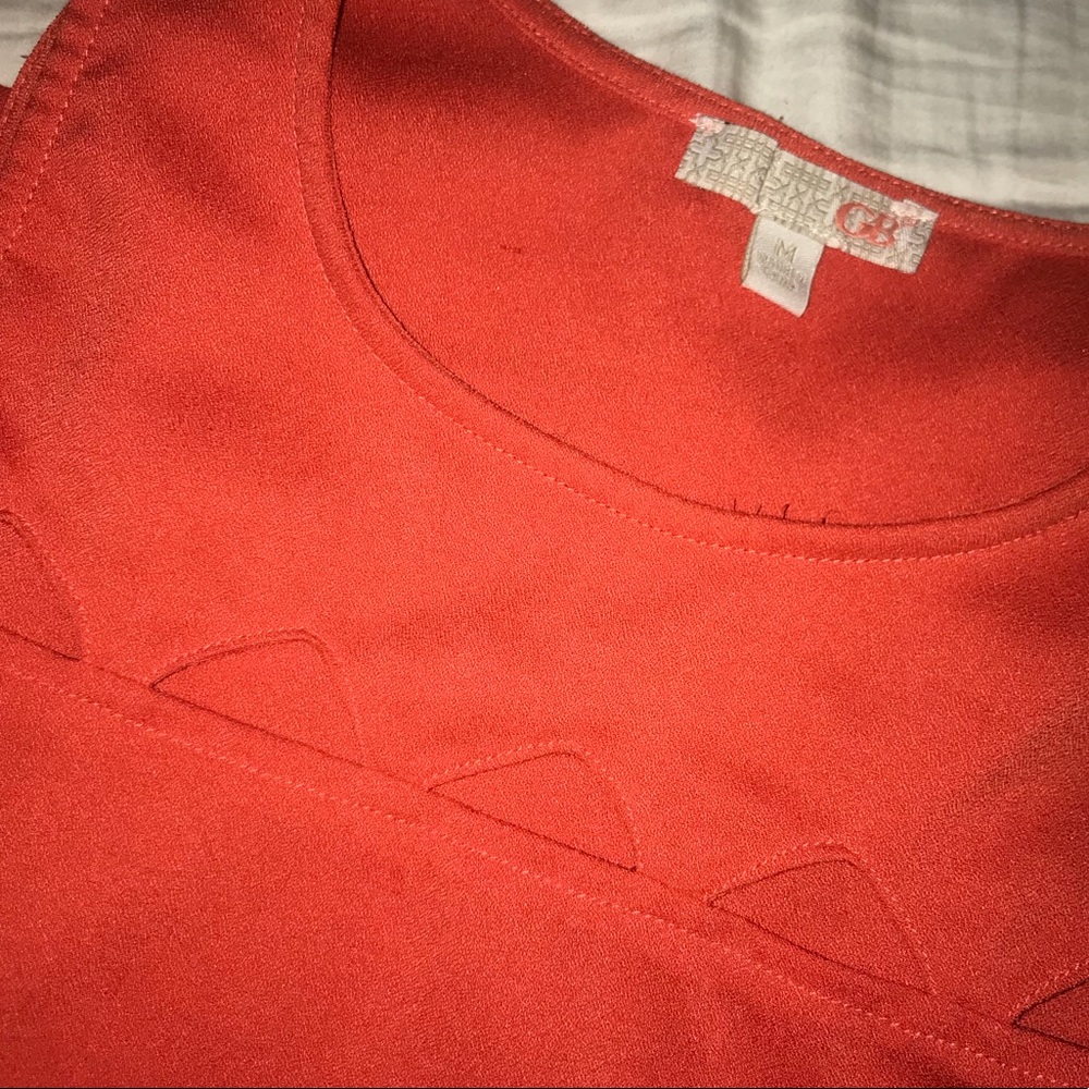 Cute orange top with triangle cutouts! - Picture 3 of 4